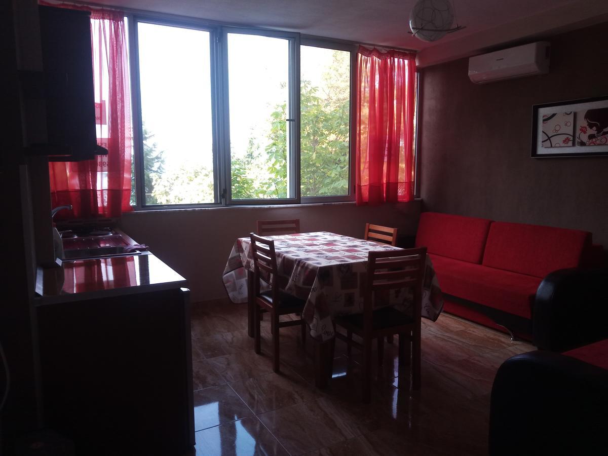Elio'S Holiday Home 포그라데츠 외부 사진